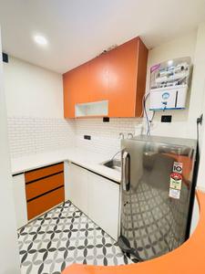 Kitchen Image of 950 Sq.ft 1 BHK Apartment / Flat for rent in Palasia Indore for Rs. 17200