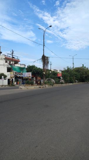 Vikalp Khand Main Image 1