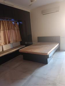 Bedroom Image of 1500 Sq.ft 2.5 BHK Apartment / Flat for rent in Camp Pune for Rs. 55000