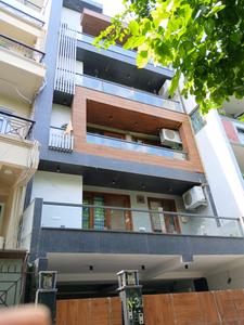 Building Image of 300 Sq.ft 1 RK Builder Floor for rent in Kirti Nagar New Delhi for Rs. 17500