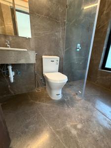 Image of 2000 Sq.ft 4 BHK Apartment / Flat for sale in Kalpataru Magnus, Bandra East, Mumbai for Rs. 115000000