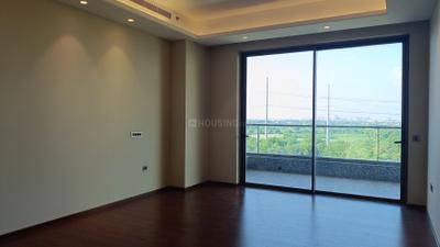 Bedroom Image of 4700 Sq.ft 4 BHK Apartment / Flat for rent in Gulshan Dynasty, Sector 144 Noida for Rs. 249000