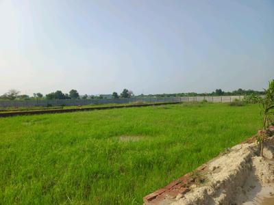 Image of 450 Sq.ft Residential Plot / Land for sale in Root2Home Advika Enclave Phase 1, Dadri, Greater Noida for Rs. 1500500