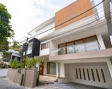 Image of 6000 Sq.ft 4 BHK Independent House for sale in Edappally, Kochi for Rs. 37500000