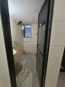 Bathroom Image of 800 Sq.ft 2 BHK Apartment / Flat for rent in Bhakti Complex CHS, Dahisar West Mumbai for Rs. 52000