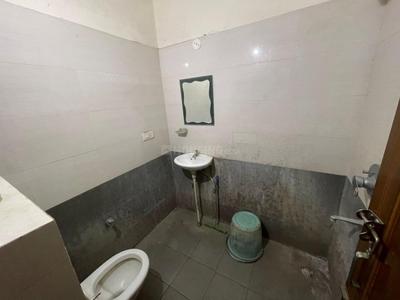 Bathroom Image of 500 Sq.ft 1 RK Apartment / Flat for rent in Bhai Randhir Singh Nagar Ludhiana for Rs. 6500