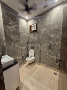 Image of 1000 Sq.ft 2 BHK Builder Floor for rent in Mansarover Garden, New Delhi for Rs. 35000