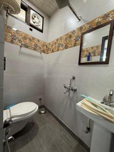 Bathroom Image of 1080 Sq.ft 3 BHK Builder Floor for sale in Govindpuri Extension New Delhi for Rs. 7900000