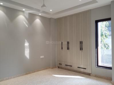 Bedroom Image of 2700 Sq.ft 4 BHK Builder Floor for sale in Safdarjung Enclave New Delhi for Rs. 90000000