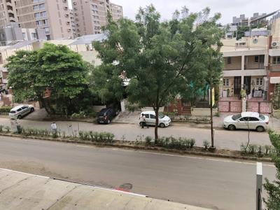 Living Room Image of 640 Sq.ft 2 BHK Apartment / Flat for rent in PSY Pramukh Horizon, Sargasan Gandhinagar for Rs. 22000