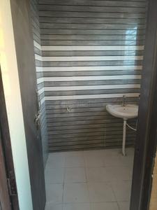 Bathroom Image of 470 Sq.ft 1 BHK Builder Floor for rent in Sector 19 Faridabad for Rs. 8500