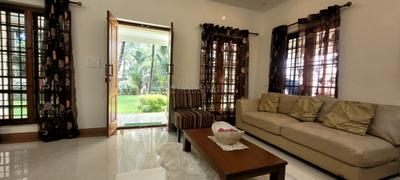 Hall Image of 5000 Sq.ft 5 BHK Independent House for sale in Kakkanad Kochi for Rs. 69000000