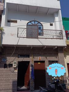 Image of 450 Sq.ft 2 BHK Duplex for rent in Sikandra, Agra for Rs. 5000