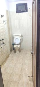 Bathroom Image of 980 Sq.ft 2 BHK Builder Floor for rent in New Ashok Nagar New Delhi for Rs. 24500