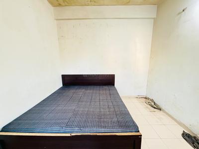 Bedroom Image of 900 Sq.ft 1 BHK Apartment / Flat for rent in Satellite Ahmedabad for Rs. 16000