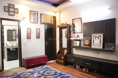 Bedroom Image of 1620 Sq.ft 3 BHK Builder Floor for sale in Preet Vihar New Delhi for Rs. 30000000