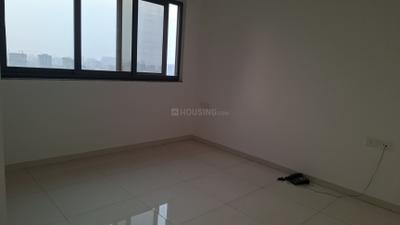 Bedroom Image of 1050 Sq.ft 2 BHK Apartment / Flat for sale in Amanora Gold Towers, Hadapsar Pune for Rs. 10500000