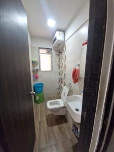 Bathroom Image of 1000 Sq.ft 3 BHK Apartment / Flat for sale in Kurla East Mumbai for Rs. 23500000