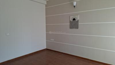 Image of 1400 Sq.ft 2.5 BHK Apartment / Flat for sale in Kingswood Court, Crossings Republik, Ghaziabad for Rs. 10600000