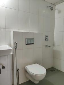 Common Bathroom Image of 464 Sq.ft 1 BHK Apartment / Flat for rent in Godrej Nirvaan, Bhiwandi Thane for Rs. 18000