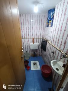 Bathroom Image of 400 Sq.ft 1 BHK Apartment / Flat for sale in Govandi Mumbai for Rs. 6000000