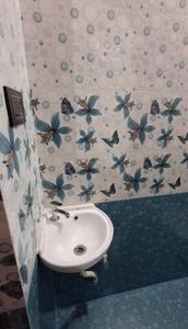 Bathroom Image of 1100 Sq.ft 1 BHK Independent House for rent in Sonari Jamshedpur for Rs. 12000