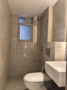 Common Bathroom Image of 1250 Sq.ft 3 BHK Apartment / Flat for rent in Neumec Chandelier Court, Worli Mumbai for Rs. 225000