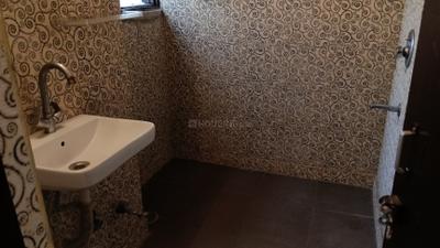 Image of 1400 Sq.ft 3 BHK Apartment / Flat for rent in CGHS Harsukh Apartments, Sector 7 Dwarka, New Delhi for Rs. 42000