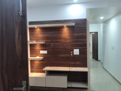Bedroom Image of 1400 Sq.ft 3 BHK Builder Floor for rent in Preet Vihar New Delhi for Rs. 35000