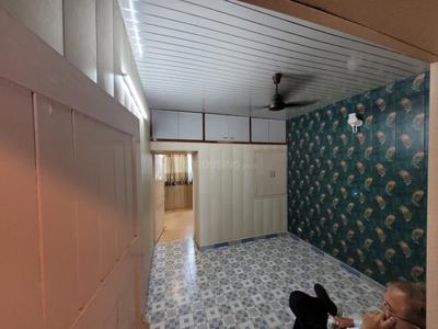 Bathroom Image of 900 Sq.ft 2 BHK Apartment / Flat for sale in Sector 4 Rohini New Delhi for Rs. 10000000