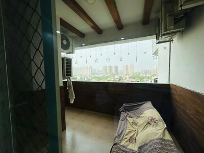 Balcony Image of 3302 Sq.ft 3 BHK Apartment / Flat for sale in Parx Laureate, Sector 108 Noida for Rs. 56500000
