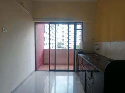 Kitchen Image of 923 Sq.ft 2 BHK Apartment / Flat for sale in Kumar Pebble Park, Hadapsar Pune for Rs. 5900000
