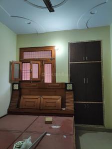 Bedroom Image of 1200 Sq.ft 3.5 BHK Apartment / Flat for rent in Swarna Jayanti Nagar Aligarh for Rs. 11500