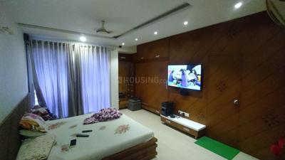 Bedroom Image of 2140 Sq.ft 3 BHK Apartment / Flat for sale in JP Iscon Habitat, Gotri Vadodara for Rs. 11000000