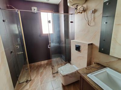 Image of 1728 Sq.ft 3 BHK Builder Floor for sale in Preet Vihar, New Delhi for Rs. 36500000