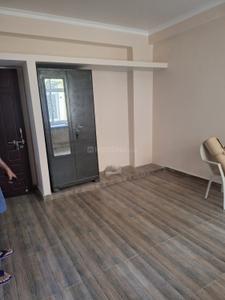 Bedroom Image of 1200 Sq.ft 2 BHK Builder Floor for rent in Rabindra Palli Colony Lucknow for Rs. 16000