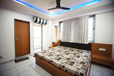 Bedroom Image of 2052 Sq.ft 3 BHK Apartment / Flat for sale in Sai Melbourne Lifestyle, Nana Chiloda Ahmedabad for Rs. 8250000