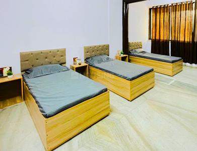 Bedroom Image of 800 Sq.ft 2 BHK Apartment / Flat for rent in Sion Mumbai for Rs. 72000