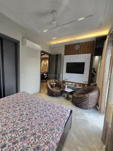 Bedroom Image of 1500 Sq.ft 3 BHK Builder Floor for rent in Rajouri Garden New Delhi for Rs. 50000