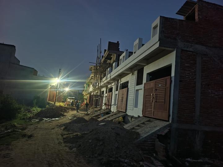 Jhusi Main Image 1