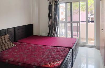 Bedroom Image of Huma Abbas in Dodda Banaswadi, Bengaluru