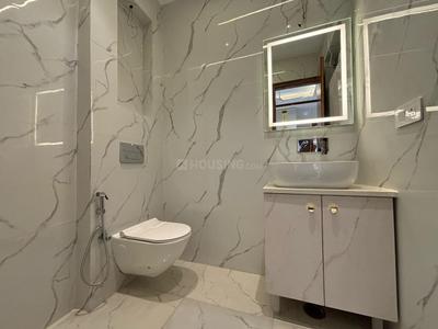 Bathroom Image of 1400 Sq.ft 3 BHK Builder Floor for sale in Swaraj Homes Media Enclave, Vaishali Ghaziabad for Rs. 18000000