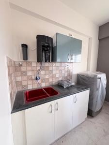 Kitchen Image of 550 Sq.ft 1 RK Apartment / Flat for rent in Kadubeesanahalli Bengaluru for Rs. 16000