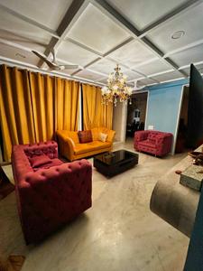 5 BHK Flat