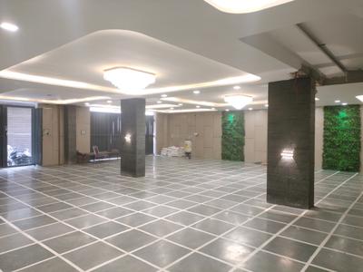 Car Garage Image of 1350 Sq.ft 4 BHK Builder Floor for sale in Raju Parak Extension New Delhi for Rs. 16000000