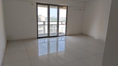 Living Room Image of 2100 Sq.ft 3 BHK Apartment / Flat for sale in Rajeshri Maruti Amrakunj 3, Sargasan Gandhinagar for Rs. 11800000