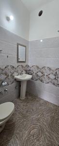 Bathroom Image of 1350 Sq.ft 2 BHK Builder Floor for rent in Urban Estate Dugri Ludhiana for Rs. 16500