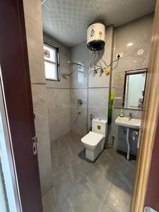 Bathroom Image of 800 Sq.ft 2 BHK Builder Floor for rent in HUDA Plot Sector 42, Sector 42 Gurgaon for Rs. 45000