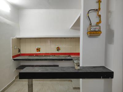 Kitchen Image of 850 Sq.ft 1 BHK Independent House for rent in Vrindavan Yojana Lucknow for Rs. 9000