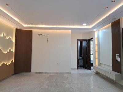 Living Room Image of 2000 Sq.ft 4 BHK Builder Floor for sale in Paschim Vihar New Delhi for Rs. 43000000